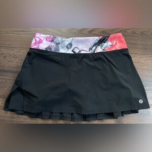 lululemon athletica Black Skirt size 4